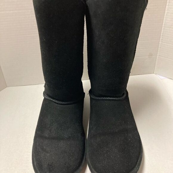 BEARPAW, women’s Boshie boots, Sz 11,Black, suede - Picture 1 of 12